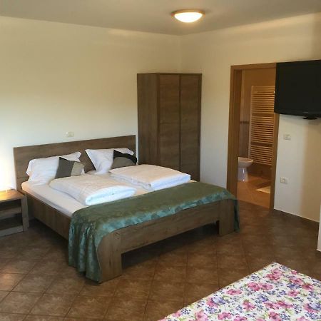 Apartma Valmarin Daire Spodnje Skofije Dış mekan fotoğraf